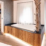 Salvans Wellness أورونزو دي كادوري